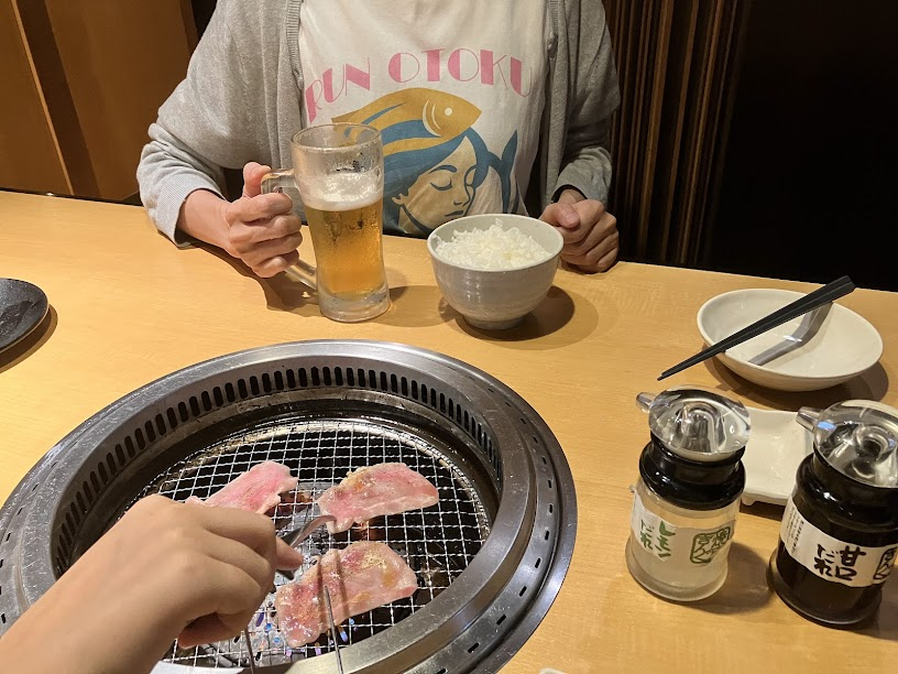 物語コーポの株主優待で焼肉きんぐ